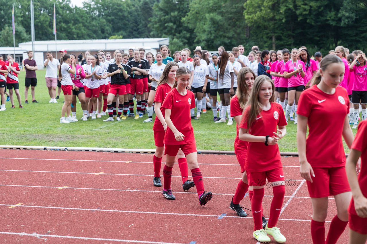 Bild 142 - Loewinnen Cup